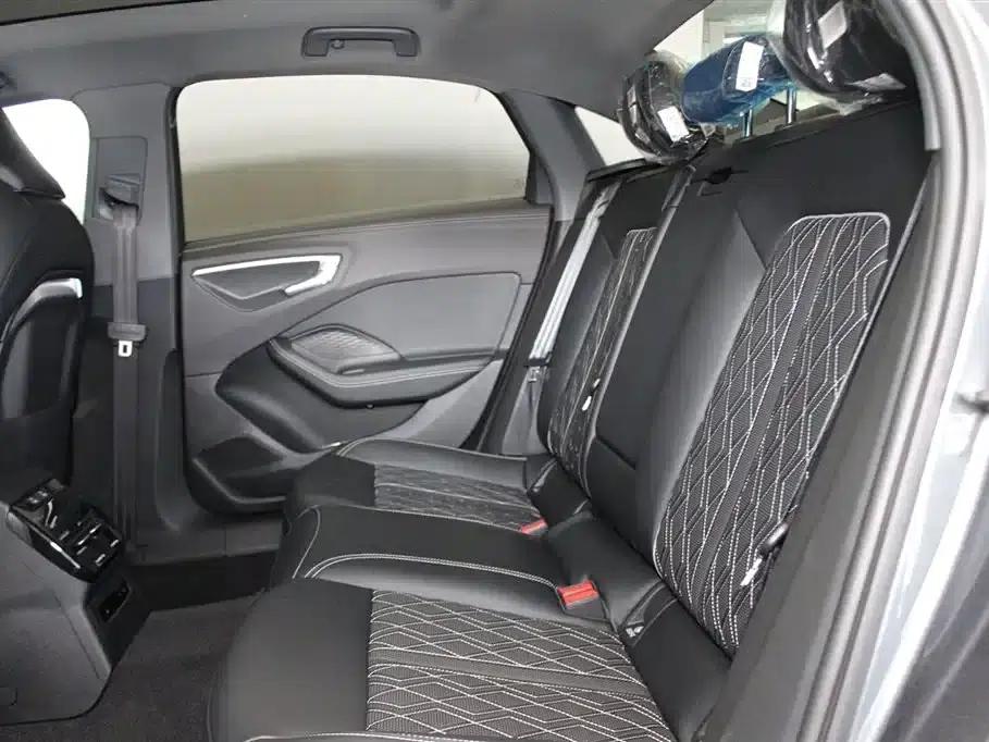 Audi A5L 2026 2.0T Sport Plus — миниатюра 8