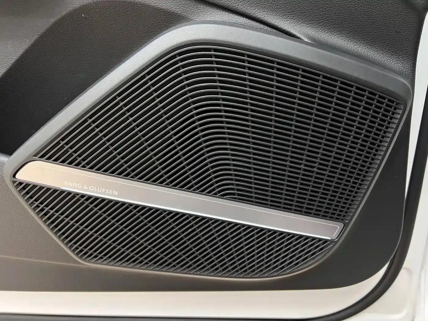 Audi Q5L Sportback 2022 40 TFSI Luxury — миниатюра 33