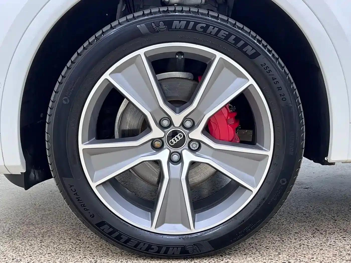 Audi Q5L Sportback 2022 40 TFSI Luxury — миниатюра 34