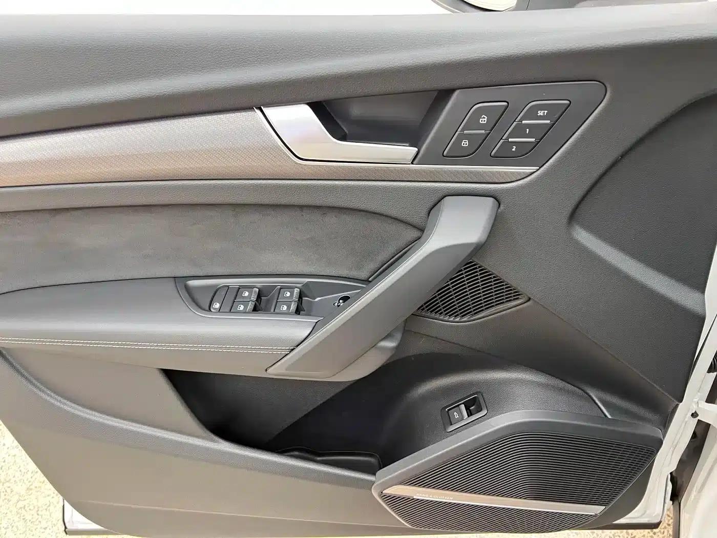 Audi Q5L Sportback 2022 40 TFSI Luxury — миниатюра 36