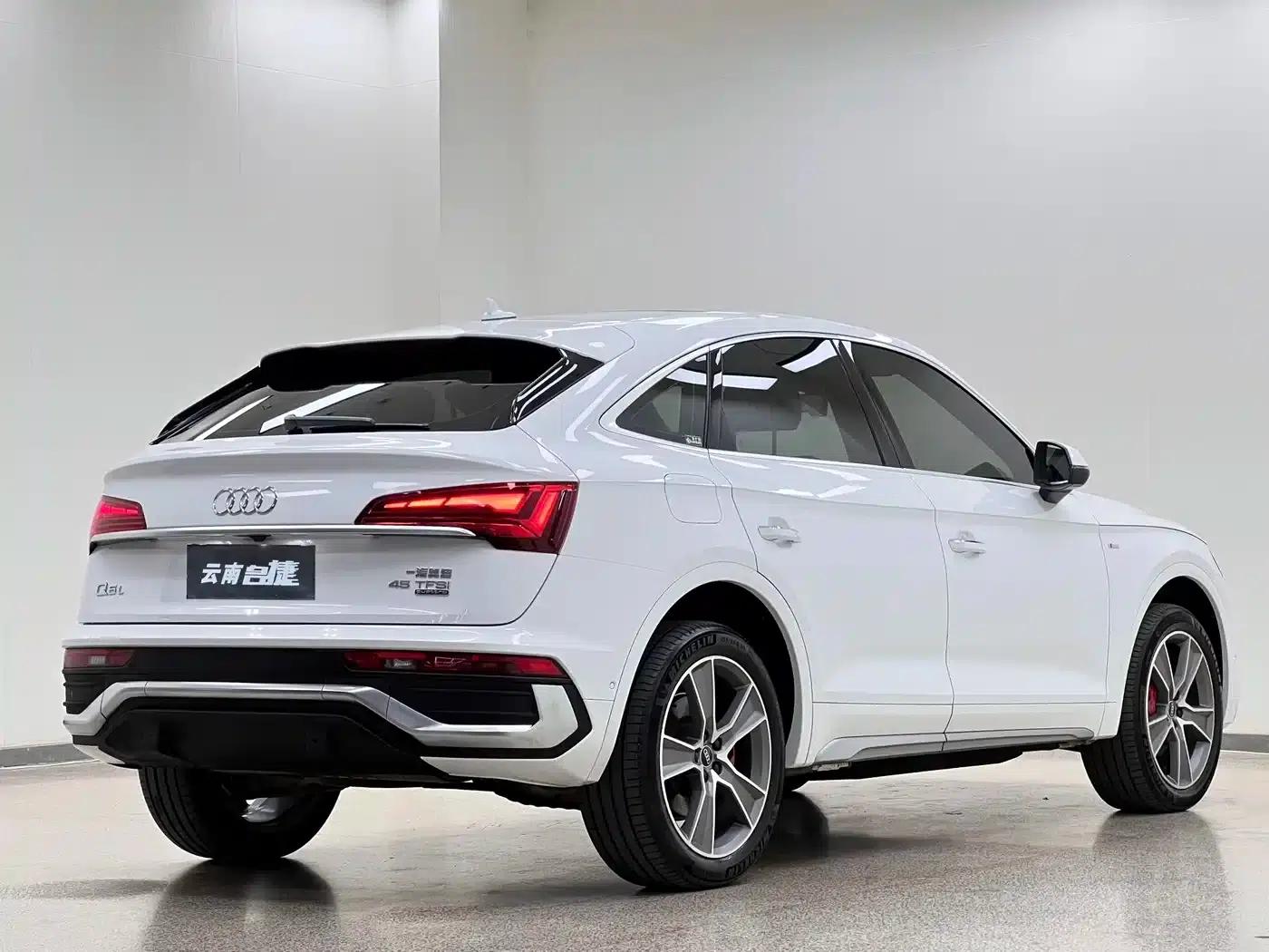 Audi Q5L Sportback 2022 40 TFSI Luxury — миниатюра 7