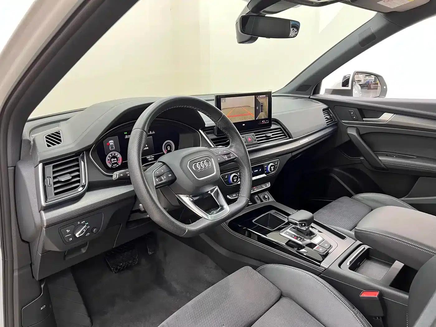 Audi Q5L Sportback 2022 40 TFSI Luxury — миниатюра 8