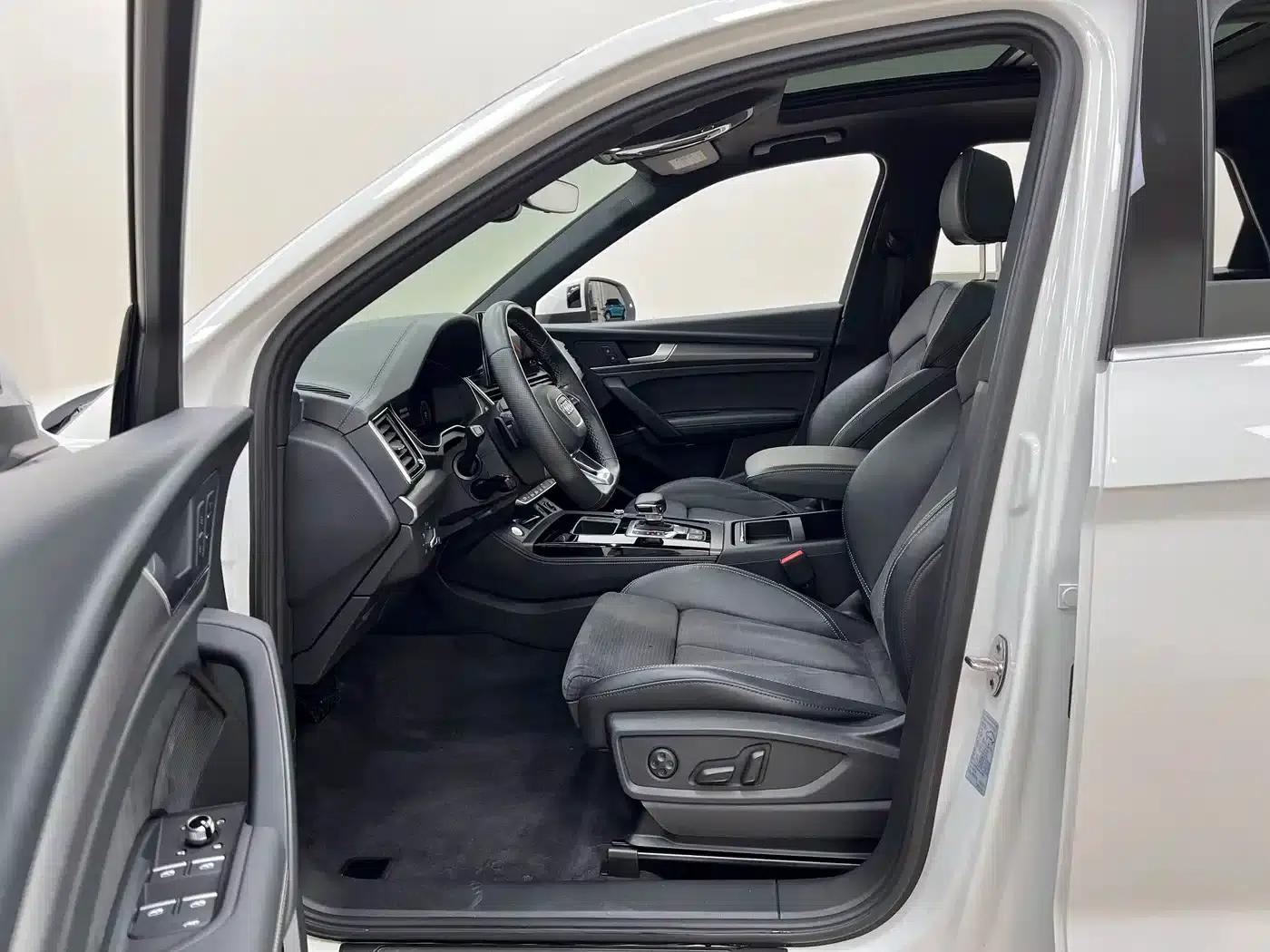 Audi Q5L Sportback 2022 40 TFSI Luxury — миниатюра 10