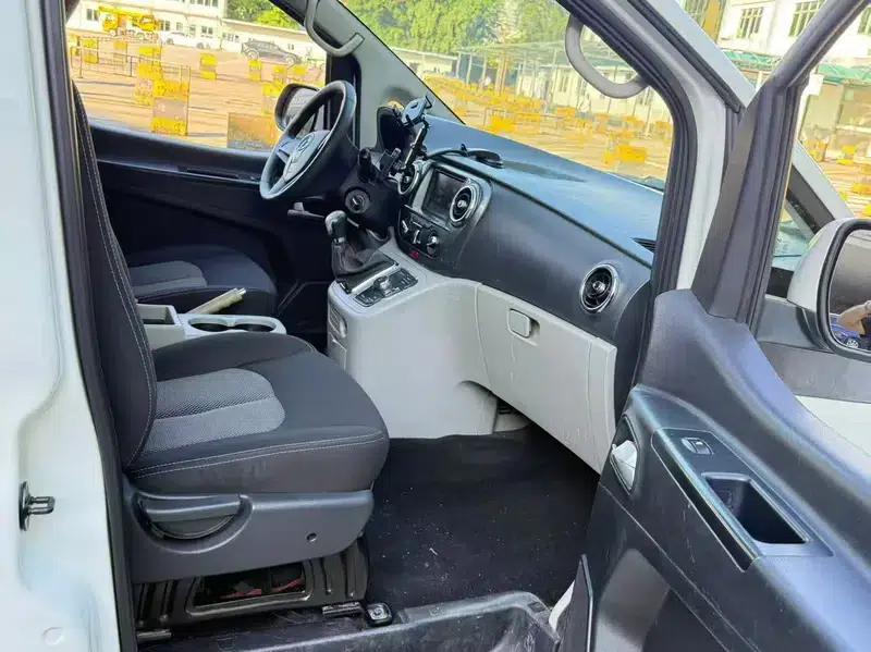 Refine M3 2015 Maker Edition 1.6L Luxury — миниатюра 7