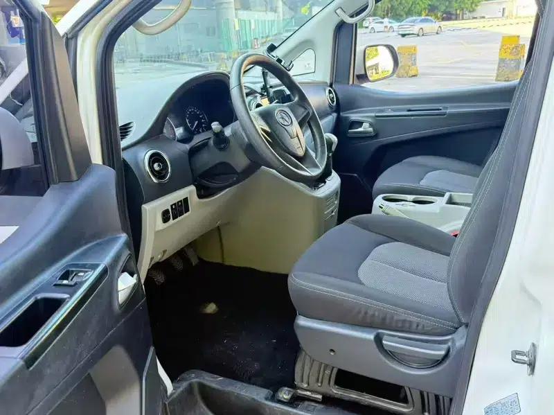 Refine M3 2015 Maker Edition 1.6L Luxury — миниатюра 9