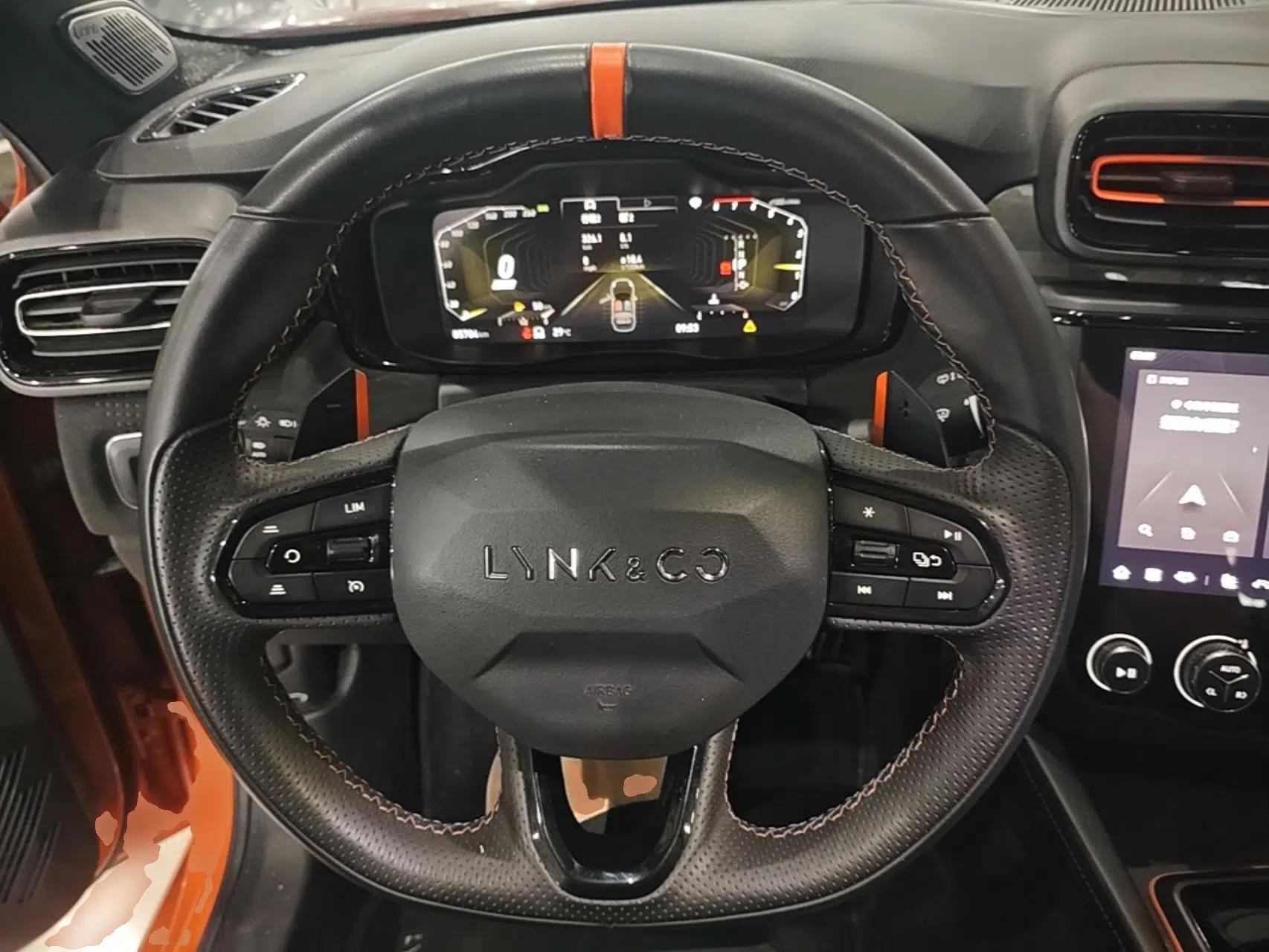 Lynk & Co 02 Hatchback 2021 2.0TD Halo — миниатюра 13