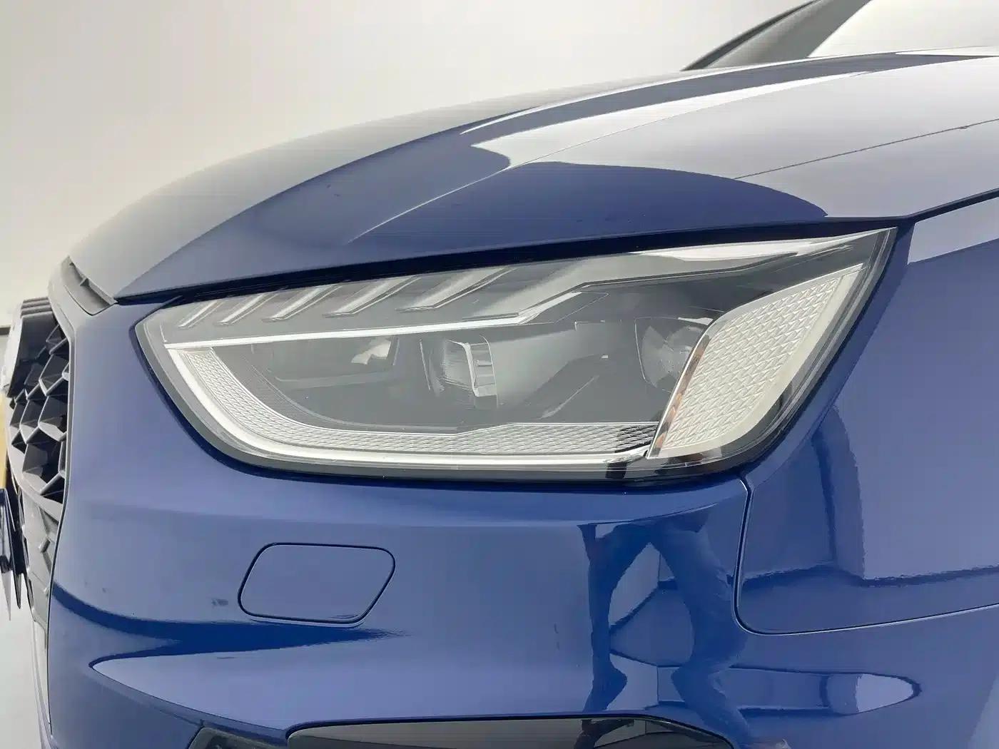 2022 Audi A4 Imported Avant 40 TFSI Luxury Dynamic Edition — миниатюра 17