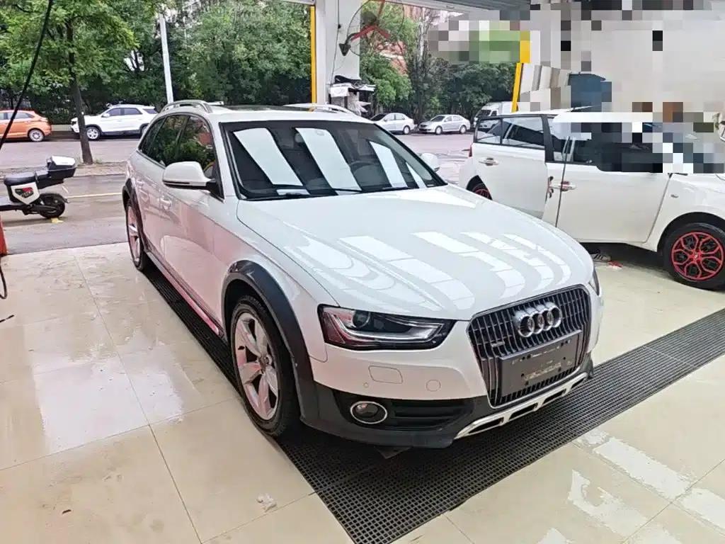 2014 Audi A4 Imported Model 40 TFSI allroad quattro plus — миниатюра 4