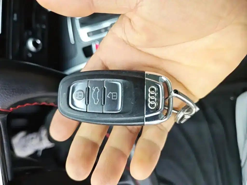 2014 Audi A4 Imported Model 40 TFSI allroad quattro plus — миниатюра 9