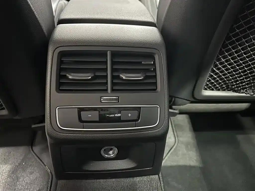 2023 Audi A5 Sportback 40 TFSI (Imported) - Fashionable and Dynamic Model — миниатюра 13