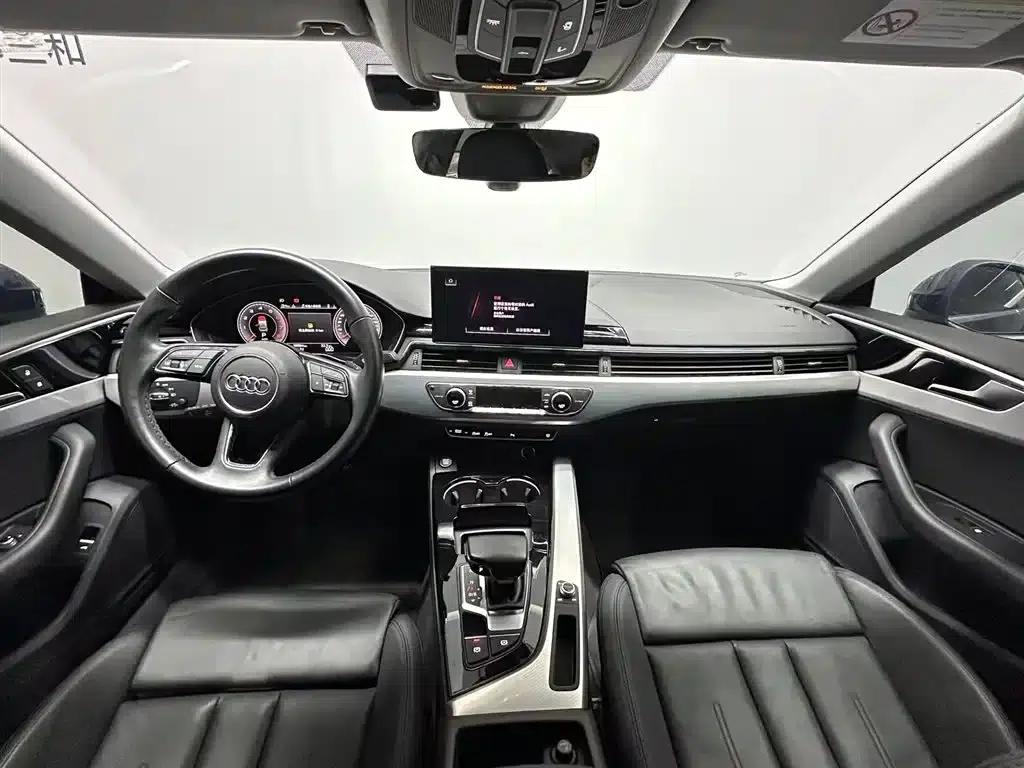 2023 Audi A5 Sportback 40 TFSI (Imported) - Fashionable and Dynamic Model — миниатюра 6