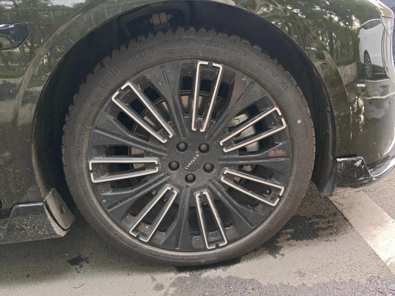 Lynk & Co 10 EM-P 2025 Model 240 All-Wheel Drive Ultra—Sport Edition — миниатюра 8