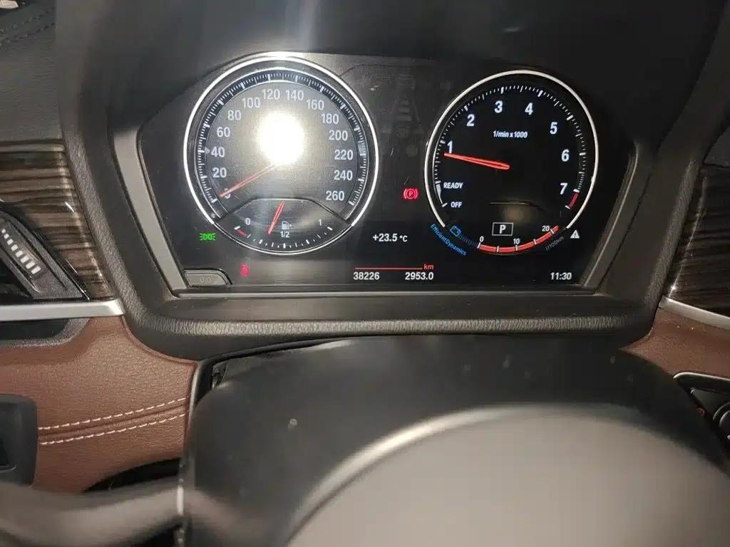 BMW X1 2020 xDrive25Li Premium — миниатюра 13