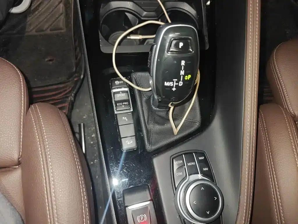 BMW X1 2020 xDrive25Li Premium — миниатюра 15