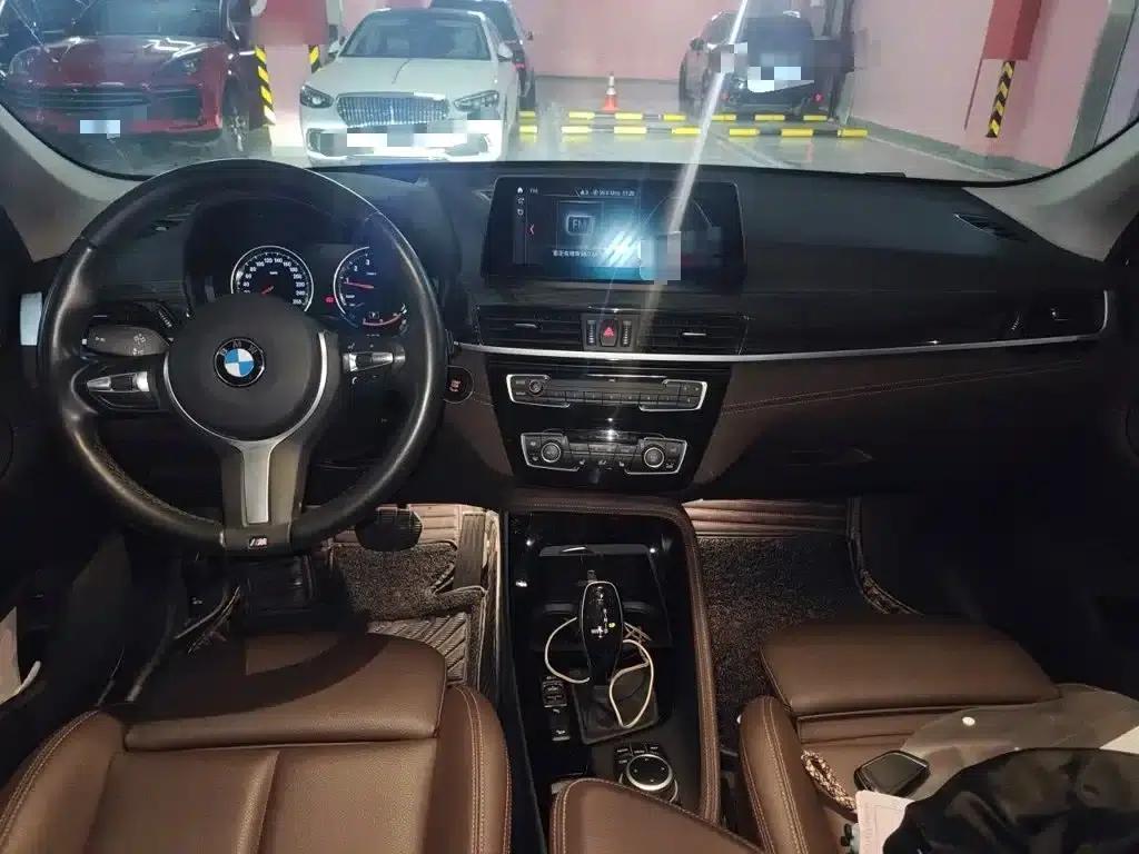 BMW X1 2020 xDrive25Li Premium — миниатюра 10