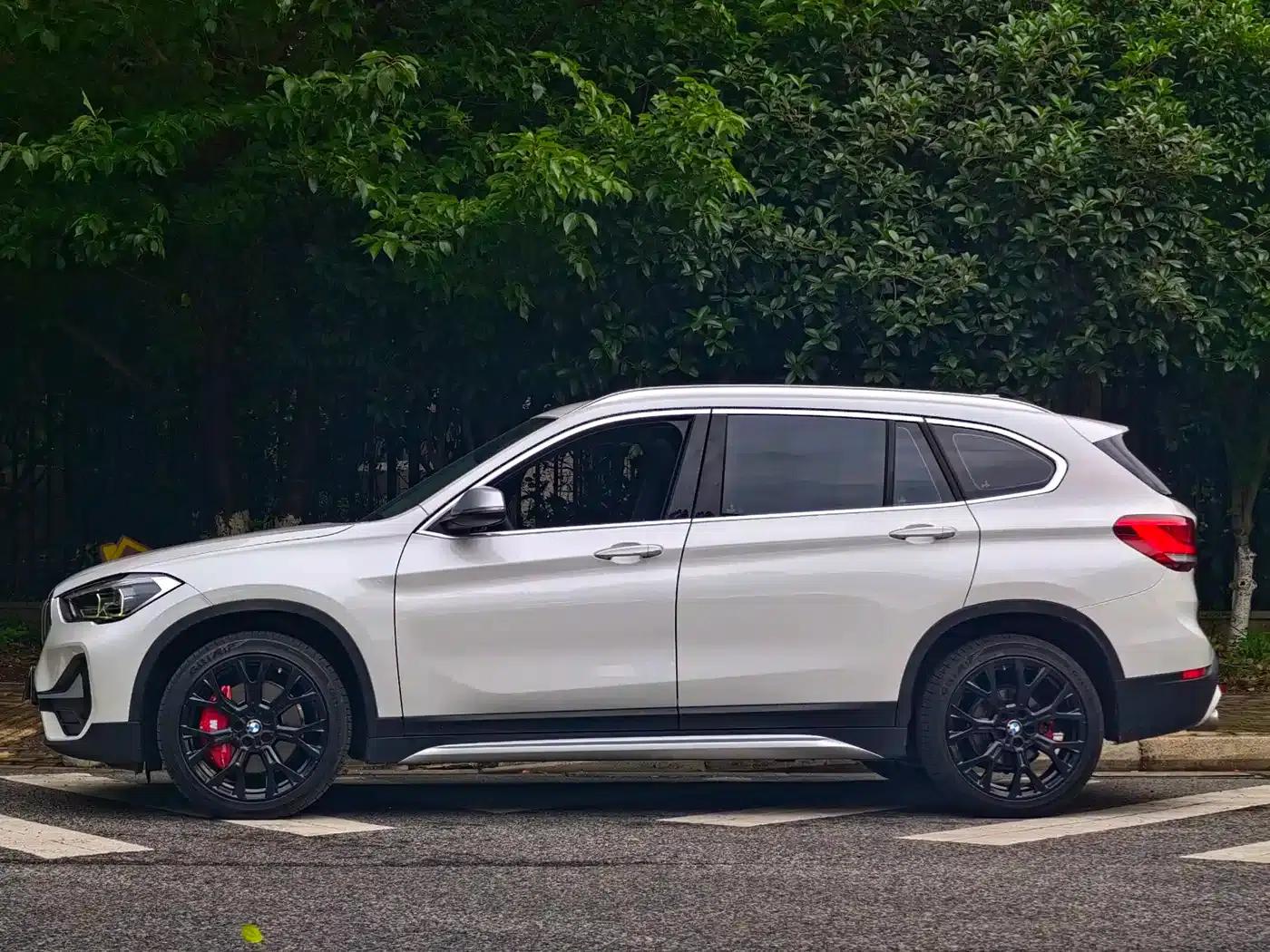 BMW X1 2021 xDrive25Li Premium — миниатюра 2