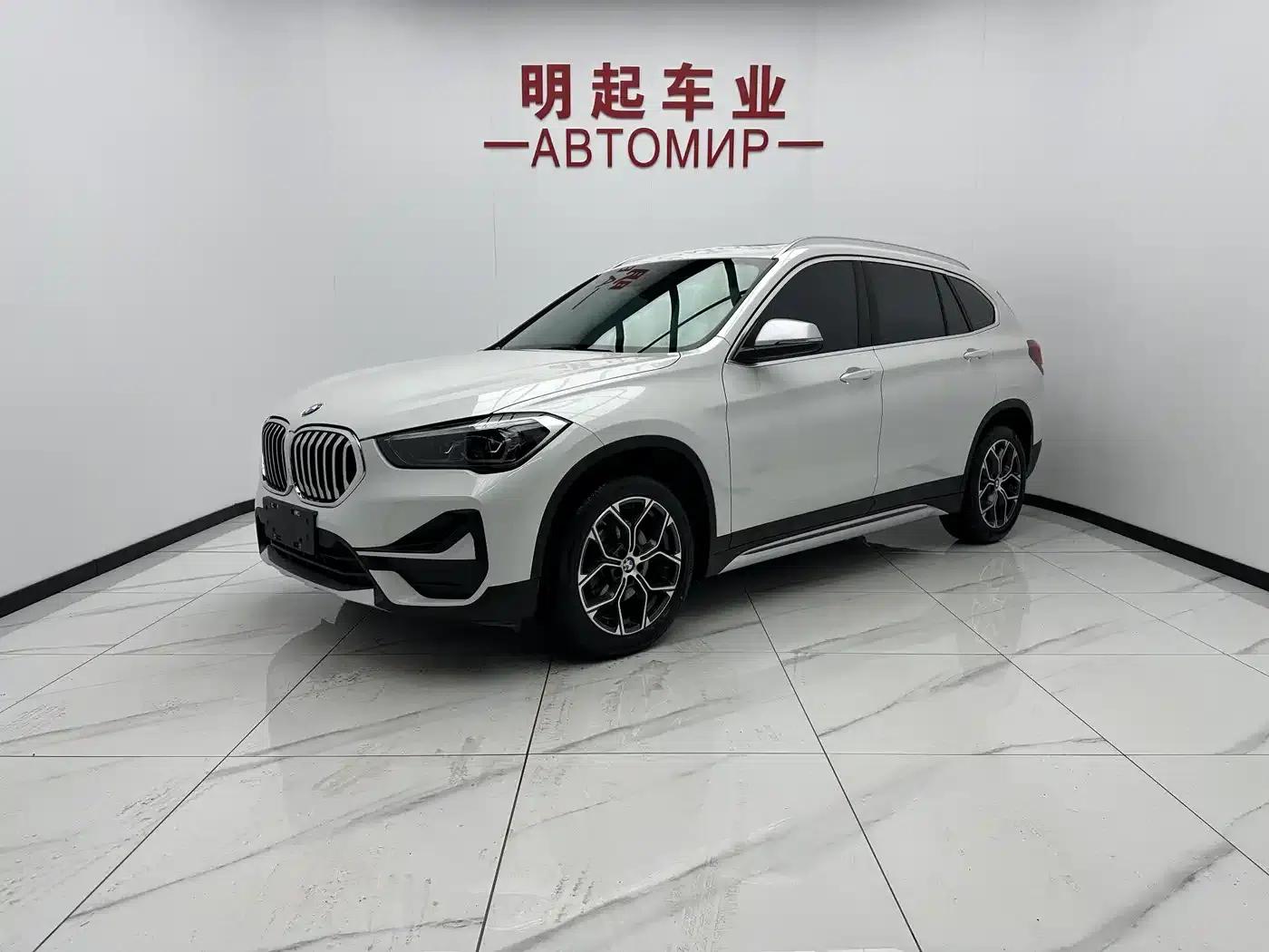 BMW X1 2022 sDrive20Li Fashion Edition — миниатюра 1