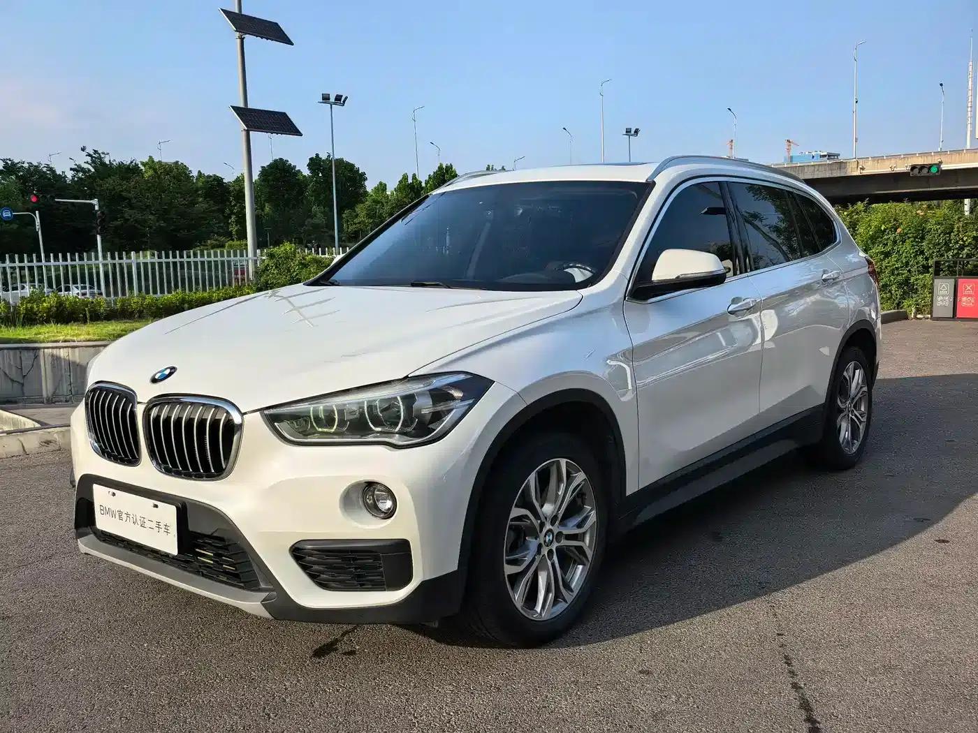 BMW X1 2019 sDrive20Li Leading Edition — миниатюра 1