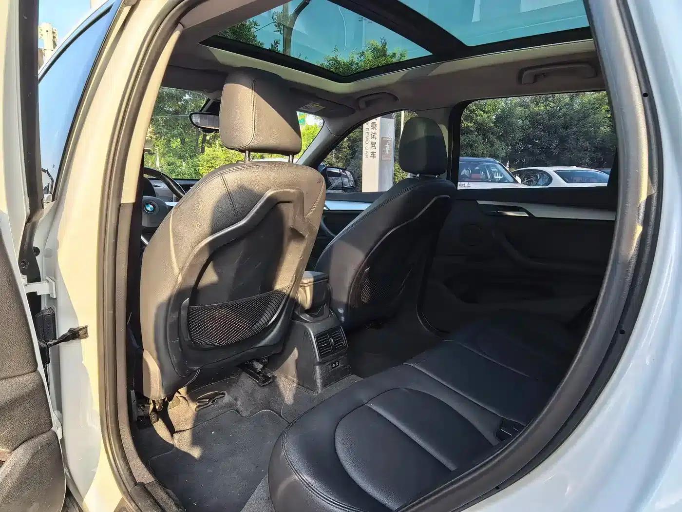 BMW X1 2019 sDrive20Li Leading Edition — миниатюра 14
