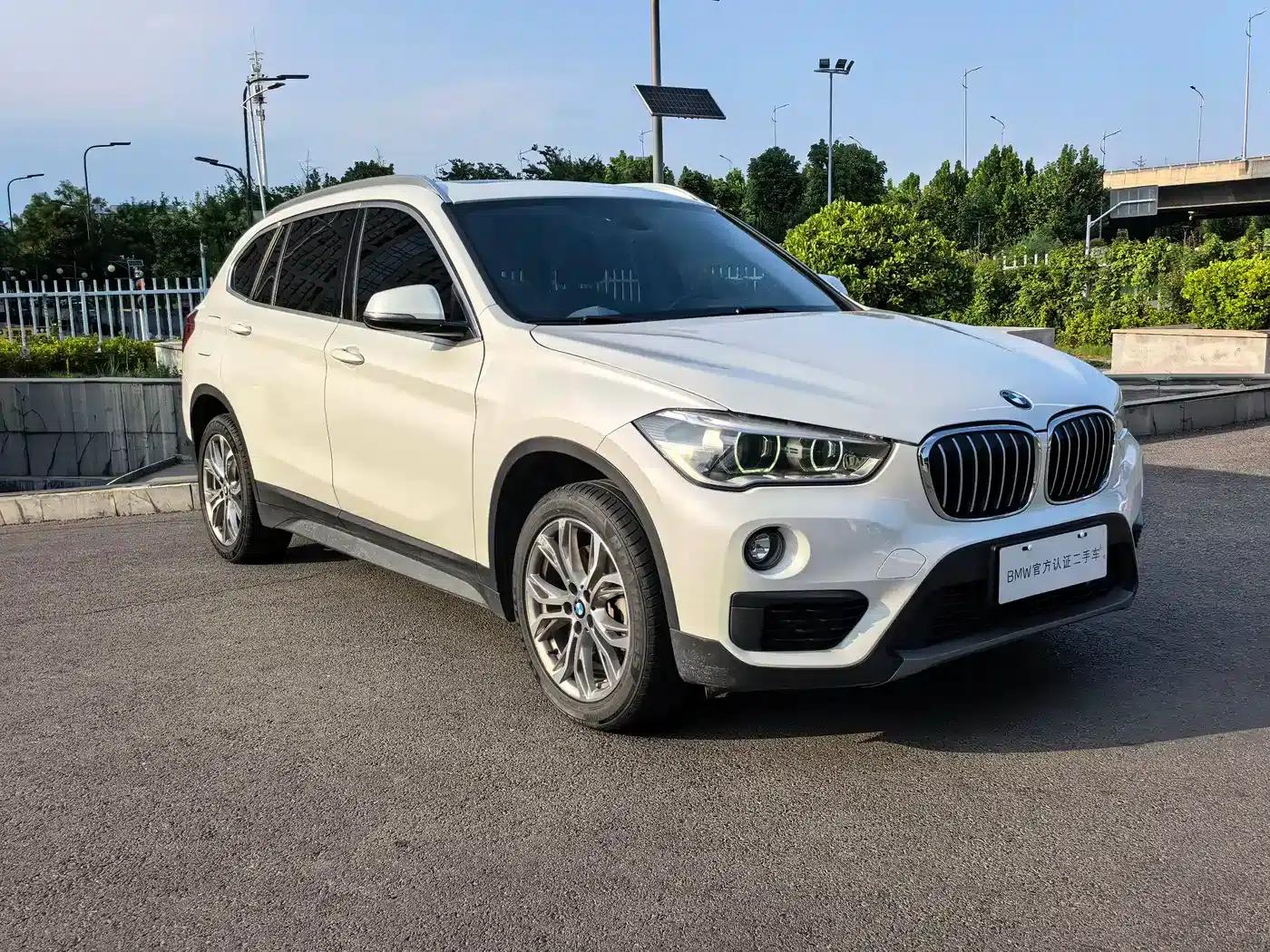 BMW X1 2019 sDrive20Li Leading Edition — миниатюра 3