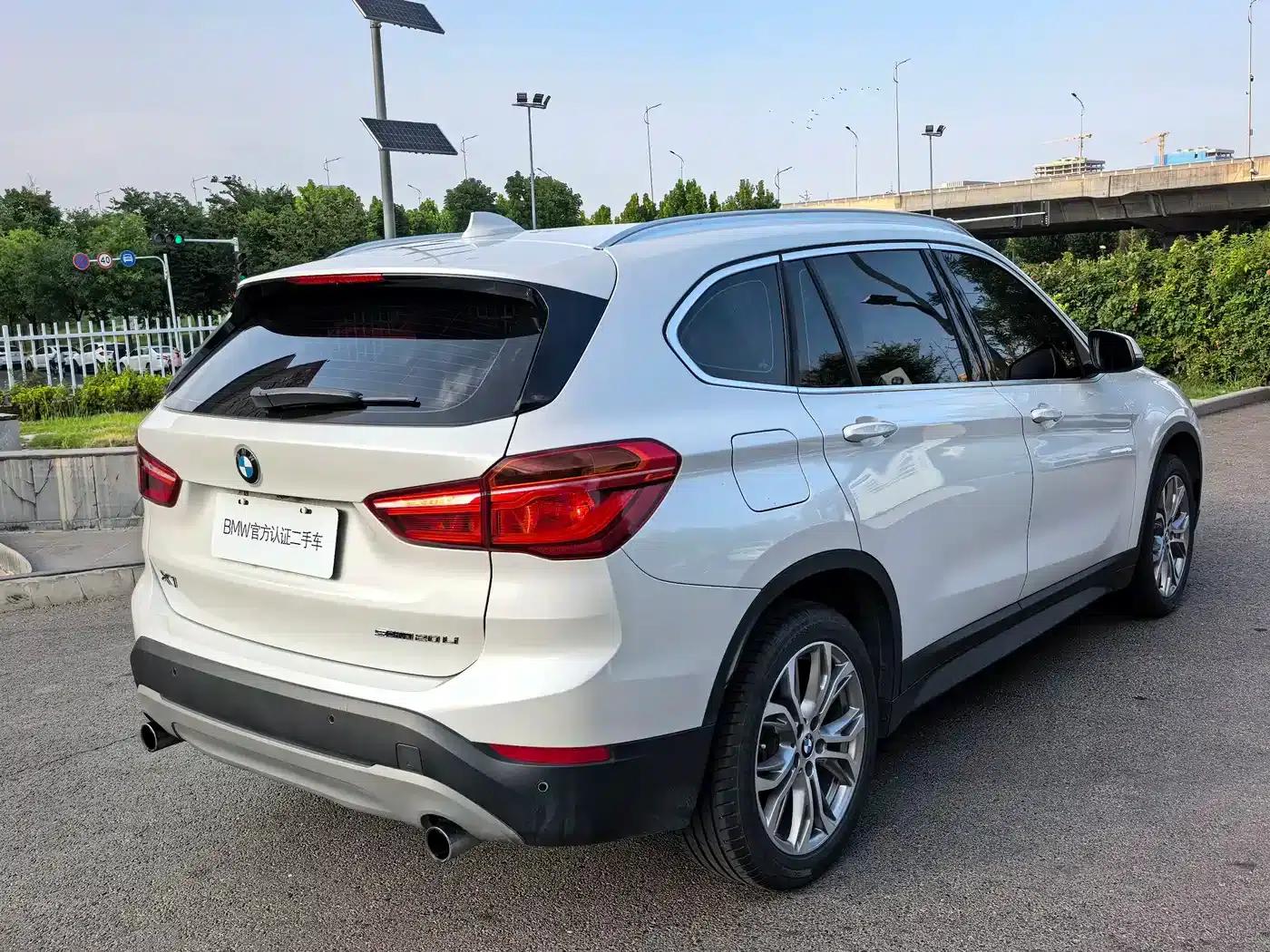 BMW X1 2019 sDrive20Li Leading Edition — миниатюра 6
