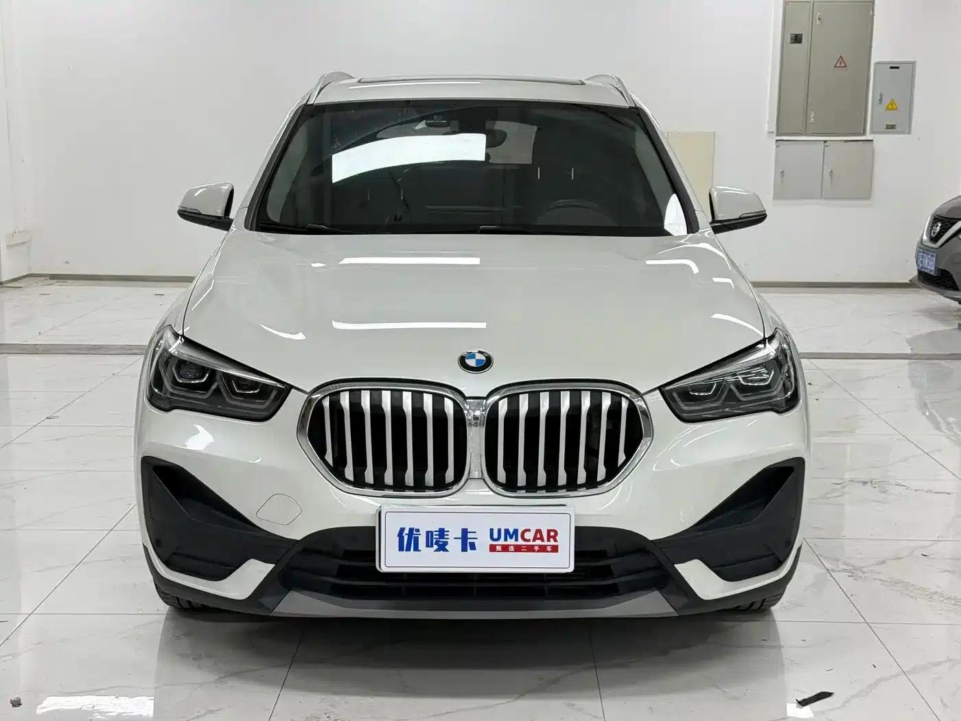 BMW X1 2020 sDrive25Li Leading Edition — миниатюра 2