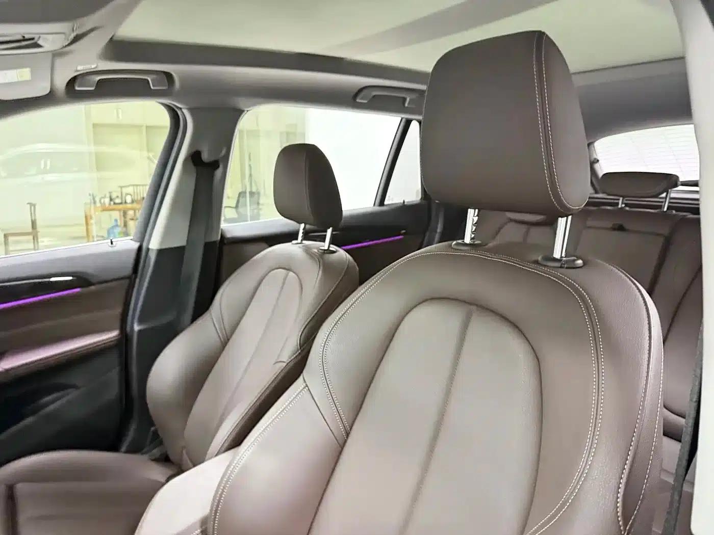 BMW X1 2020 sDrive25Li Leading Edition — миниатюра 12