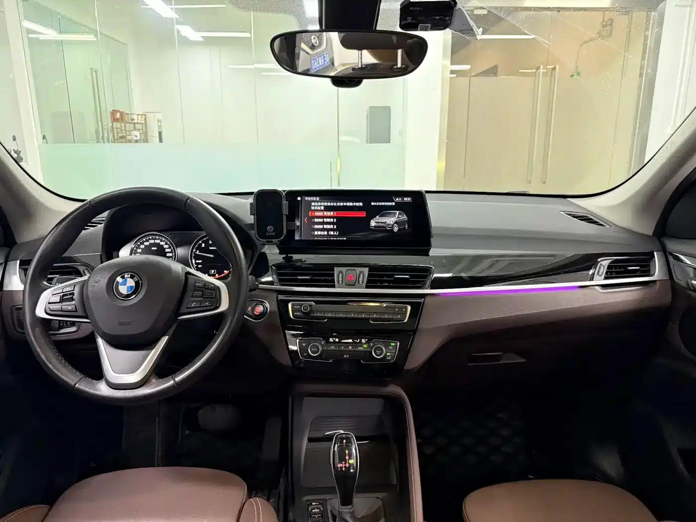BMW X1 2020 sDrive25Li Leading Edition — миниатюра 16