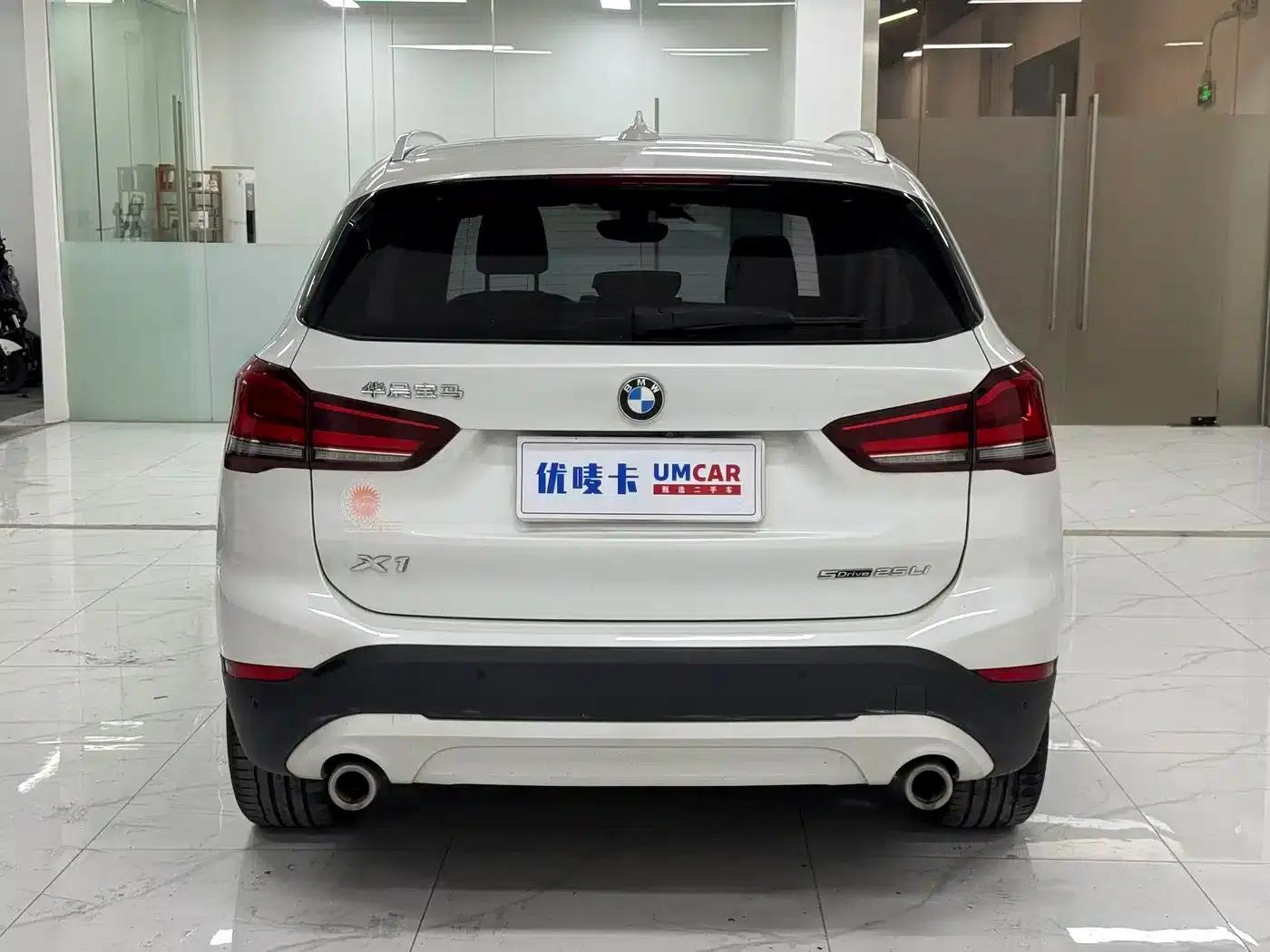 BMW X1 2020 sDrive25Li Leading Edition — миниатюра 5