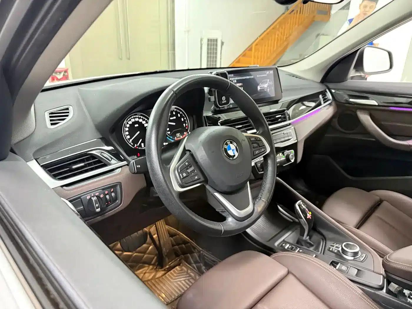 BMW X1 2020 sDrive25Li Leading Edition — миниатюра 10