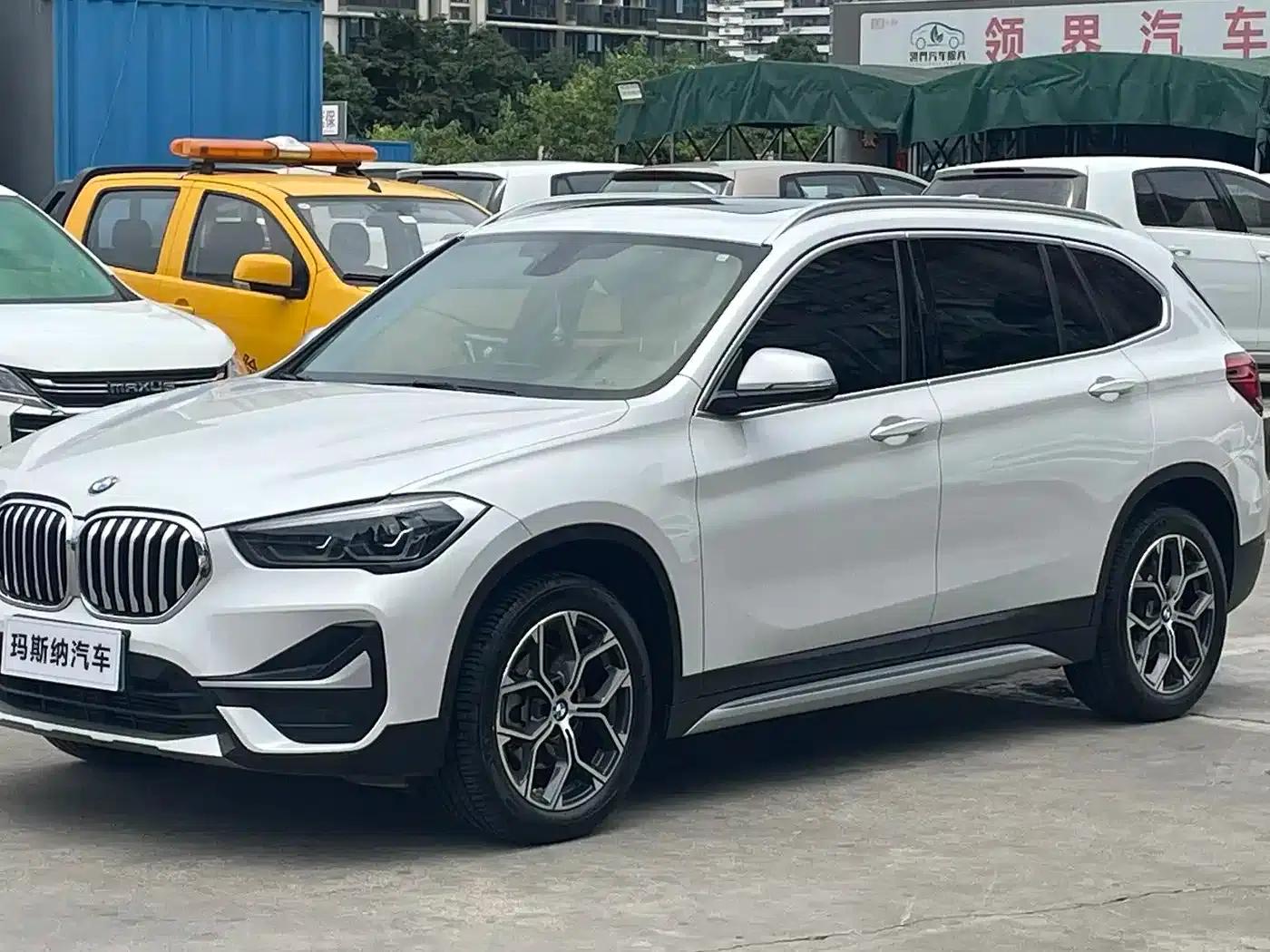 BMW X1 2022 sDrive20Li Fashion Edition — миниатюра 1