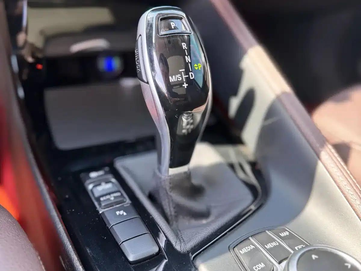 BMW X1 2021 sDrive20Li Premium — миниатюра 10