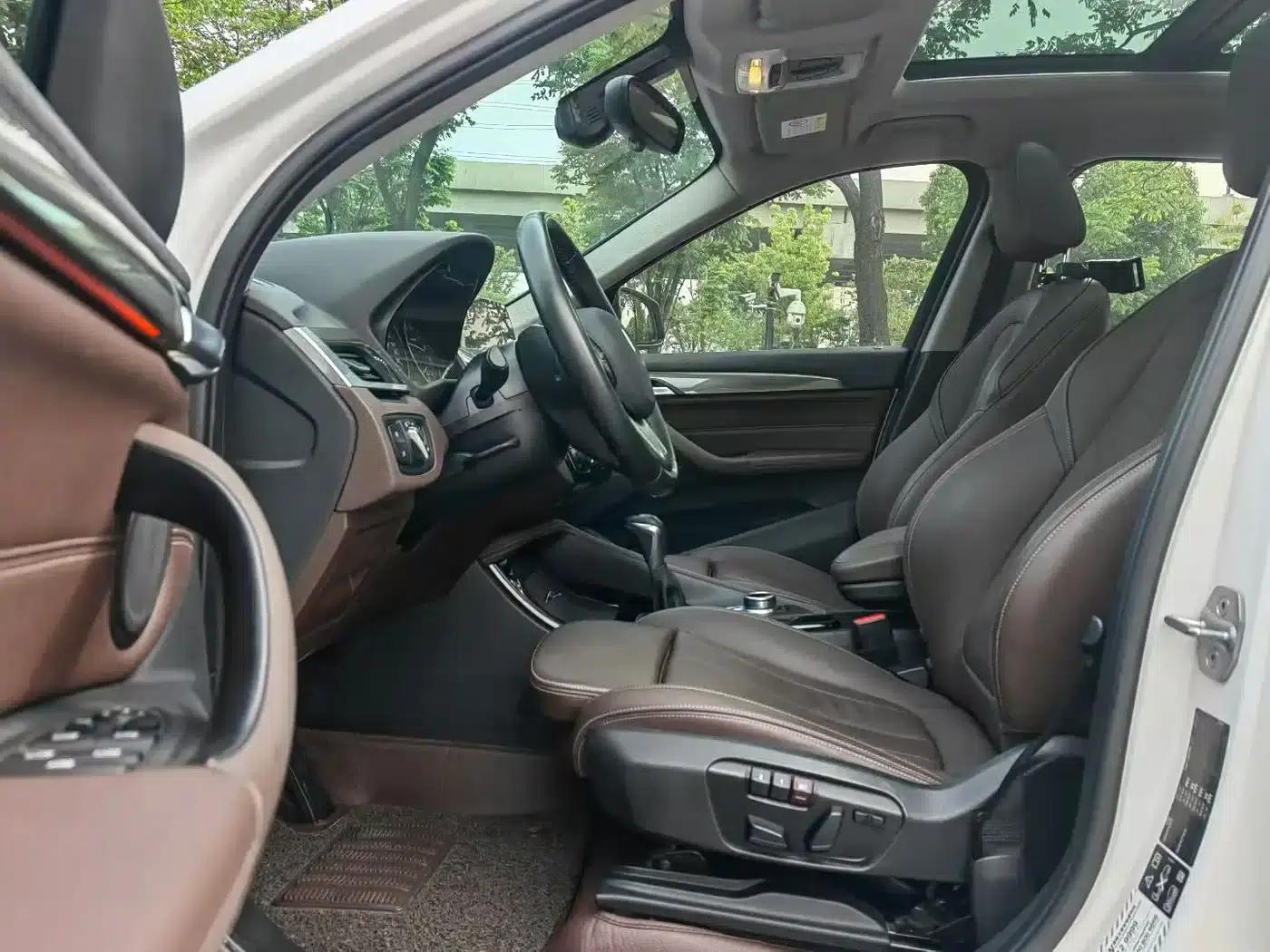 BMW X1 2018 xDrive20Li Premium — миниатюра 5