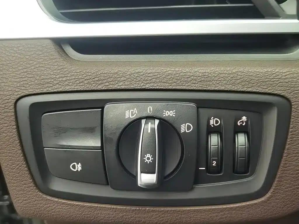 BMW X1 2020 sDrive20Li Fashion Edition — миниатюра 21