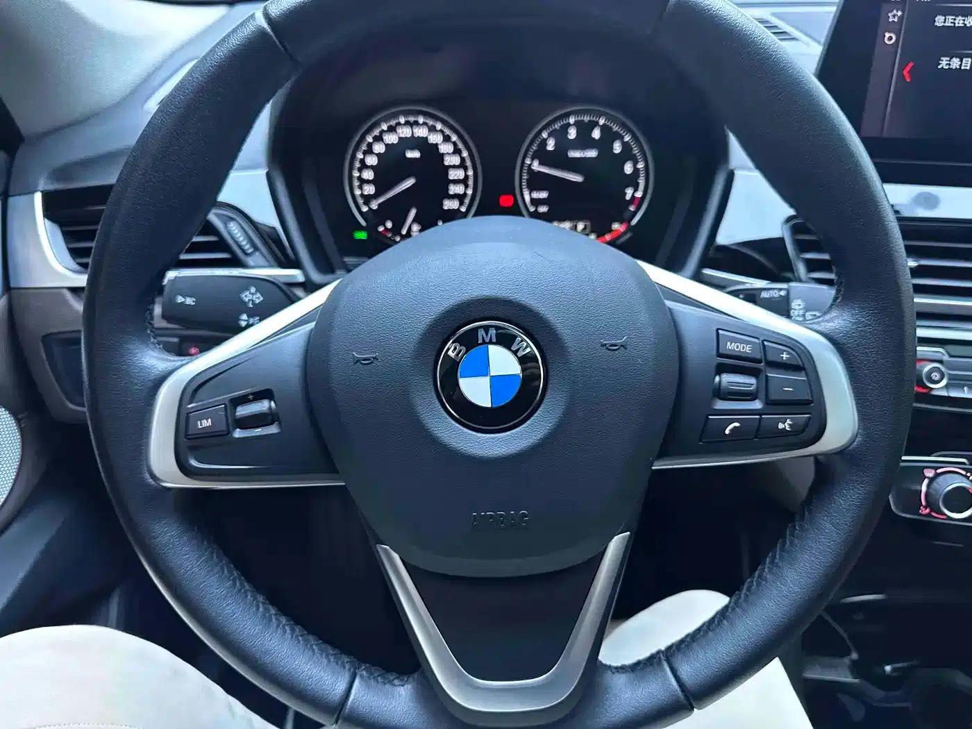 BMW X1 2021 Facelift sDrive20Li Fashion Edition — миниатюра 11