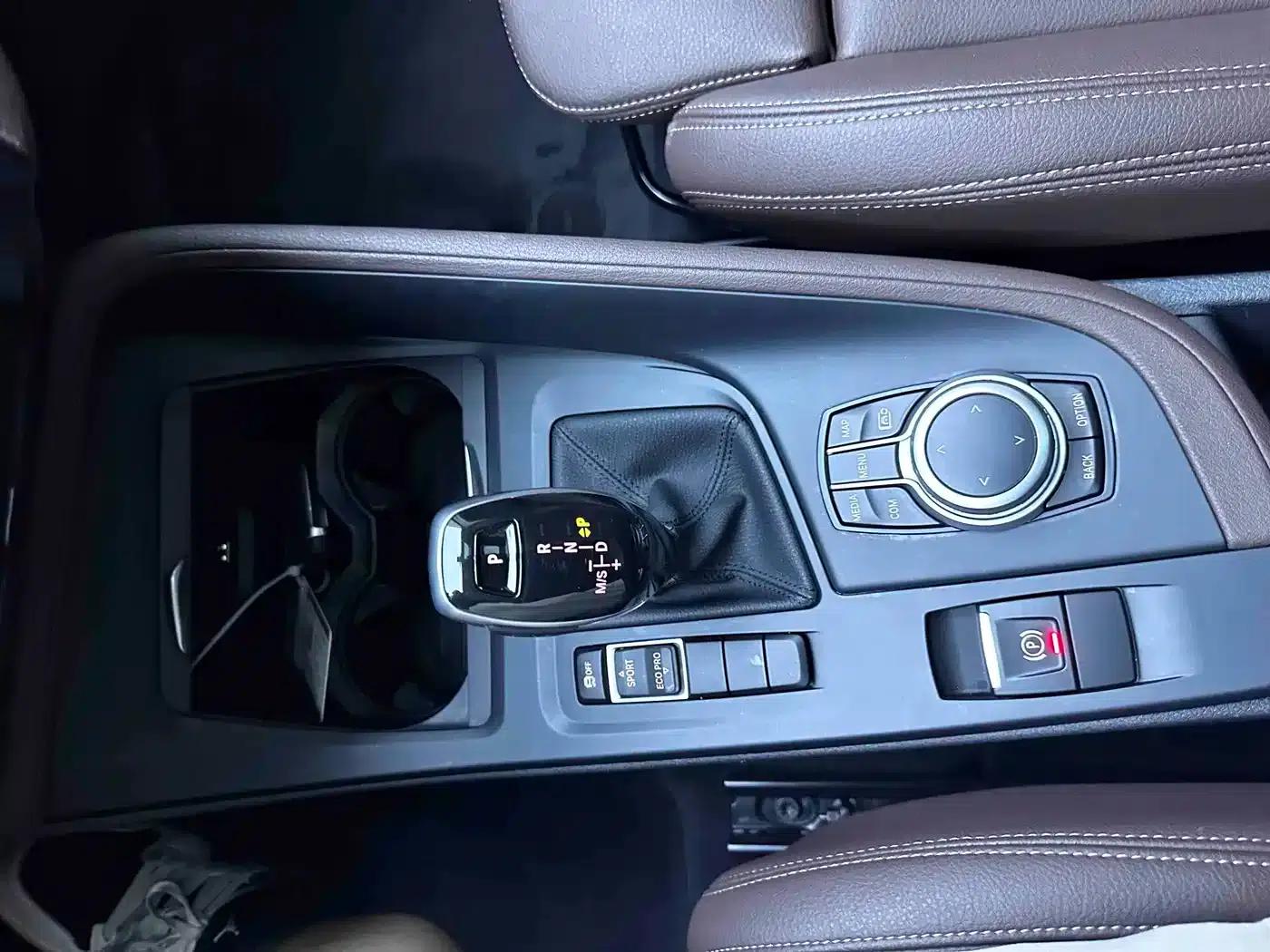BMW X1 2021 Facelift sDrive20Li Fashion Edition — миниатюра 14