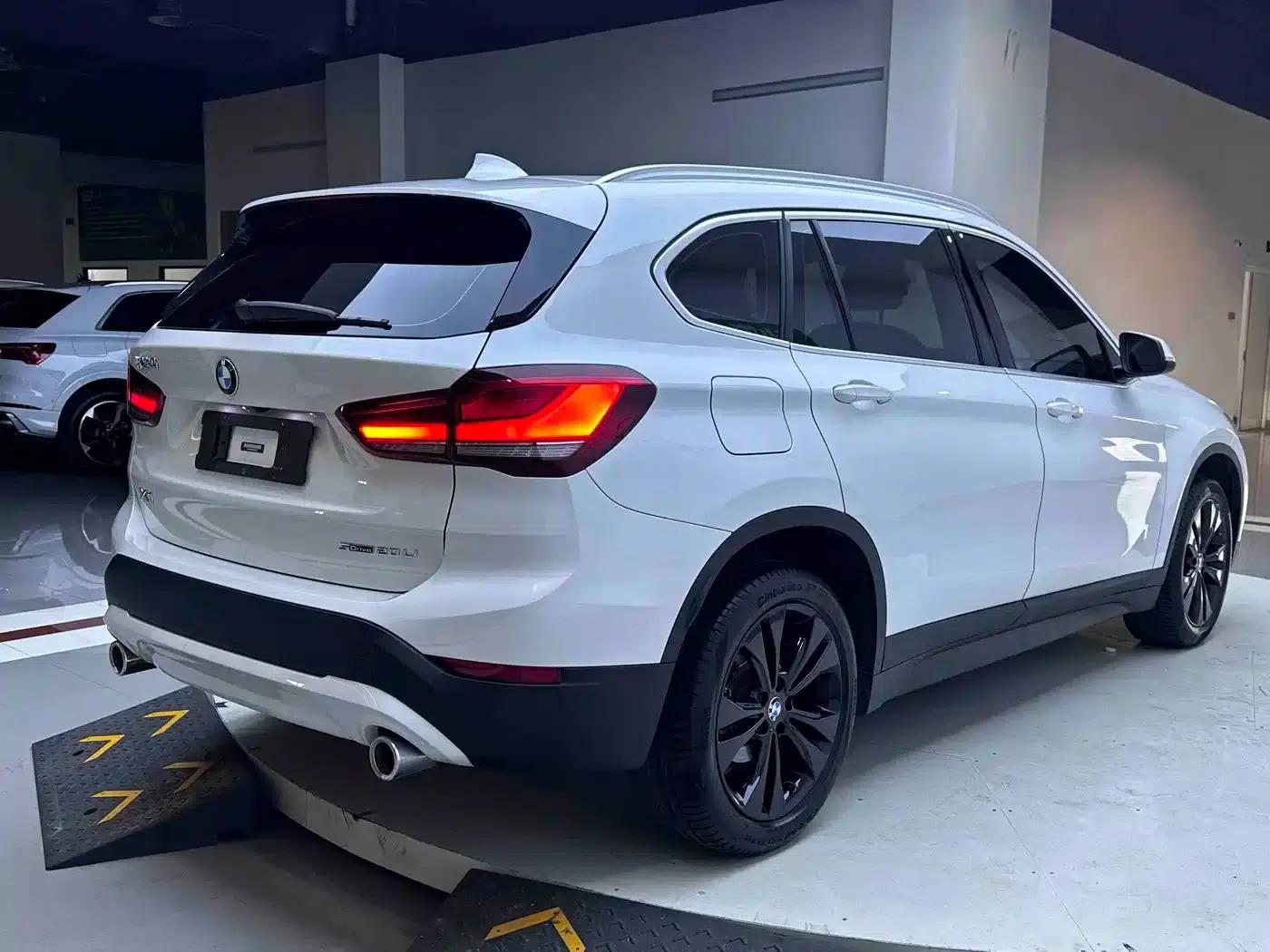 BMW X1 2021 Facelift sDrive20Li Fashion Edition — миниатюра 6