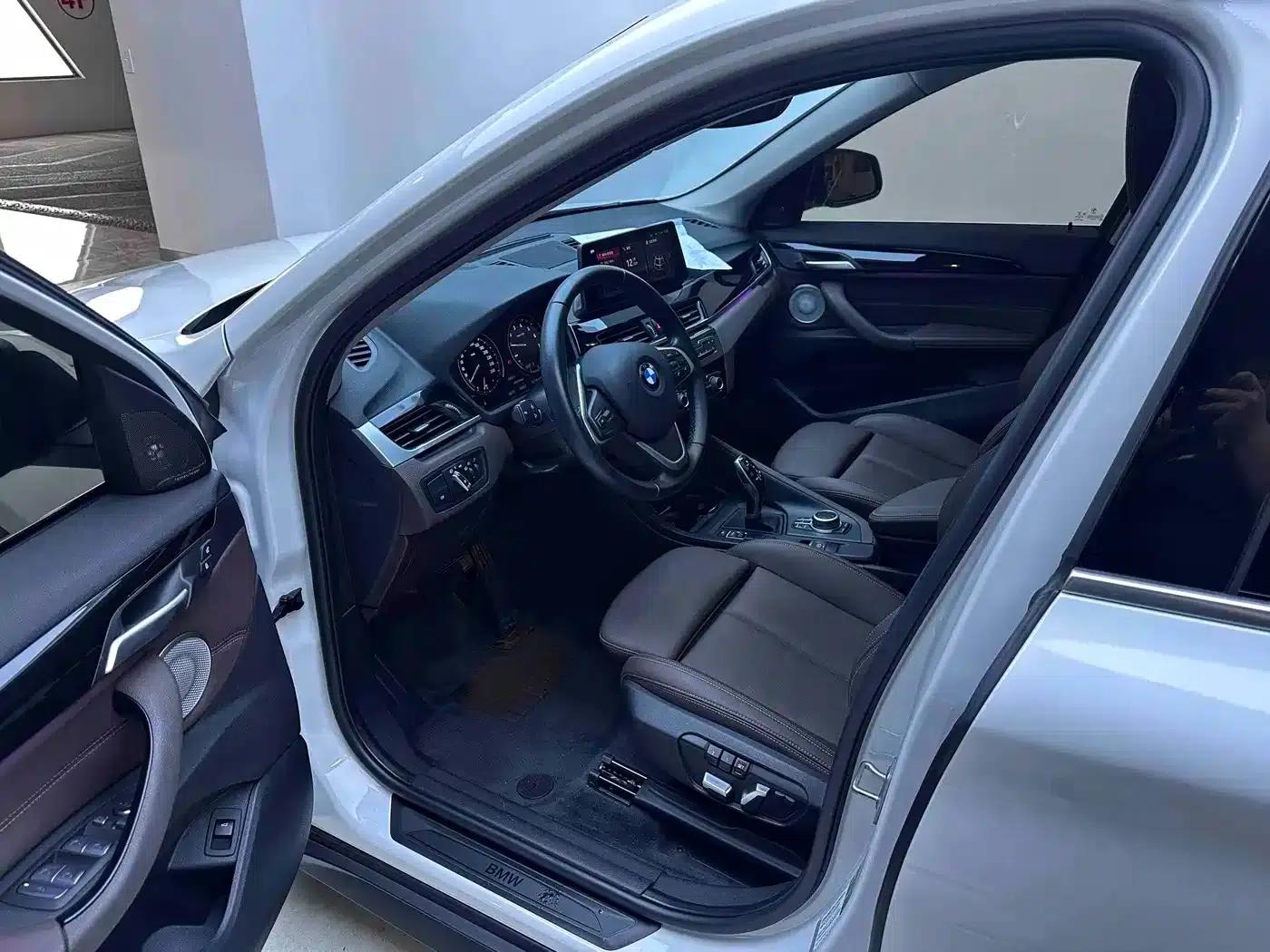 BMW X1 2021 Facelift sDrive20Li Fashion Edition — миниатюра 9