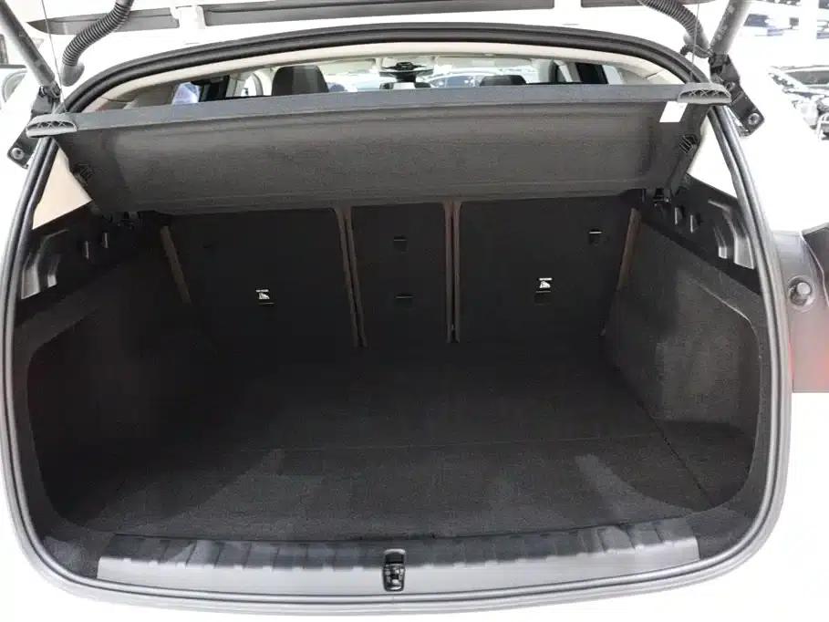 2024 BMW X1 xDrive25Li X Design Package — миниатюра 22