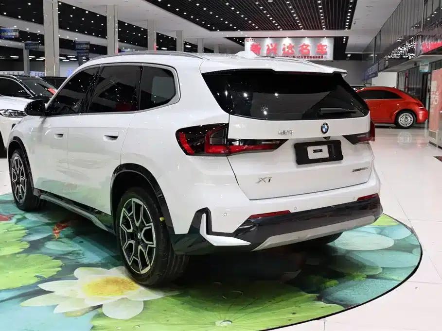 2024 BMW X1 xDrive25Li X Design Package — миниатюра 4