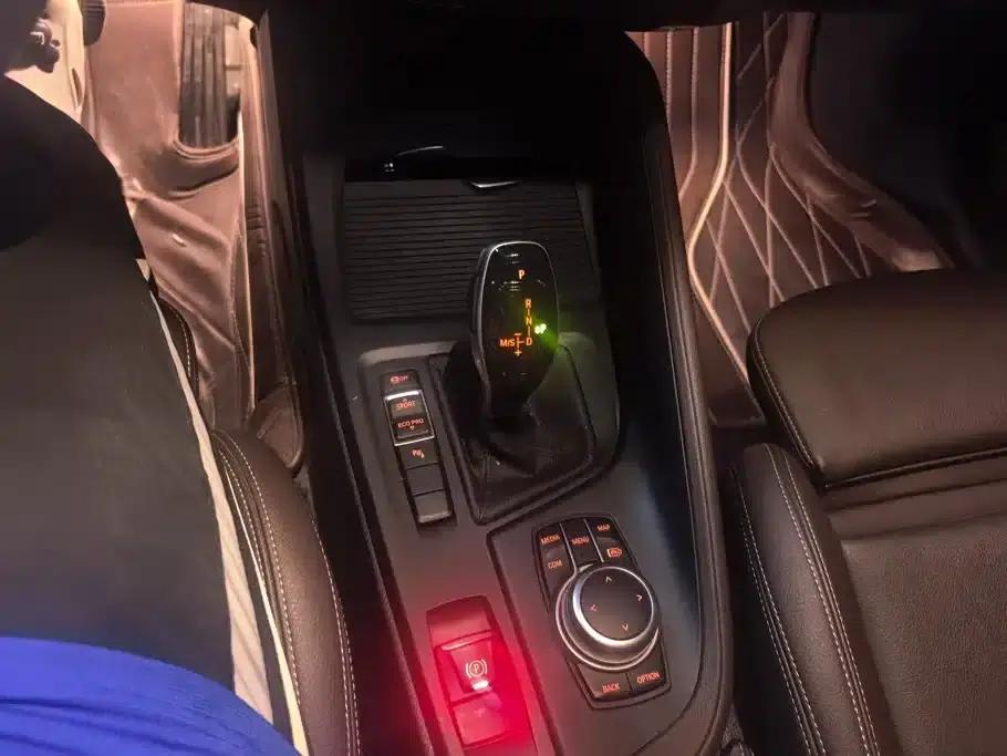 BMW X1 2022 sDrive25Li Leading Edition — миниатюра 16