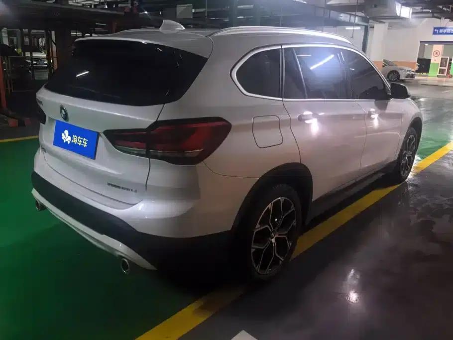BMW X1 2022 sDrive25Li Leading Edition — миниатюра 3