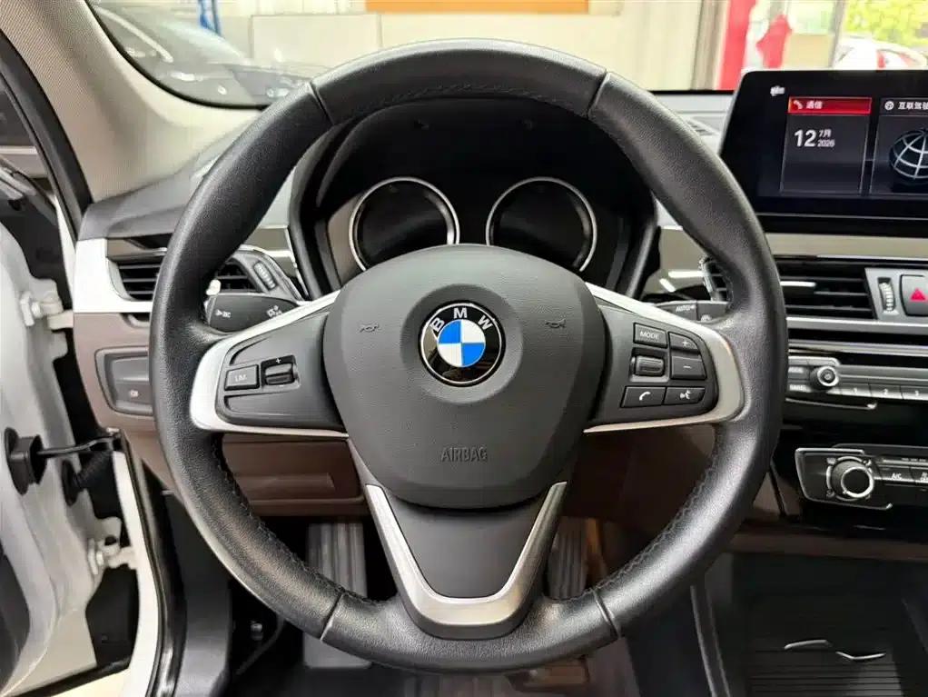 BMW X1 2022 sDrive20Li Fashion Edition — миниатюра 11