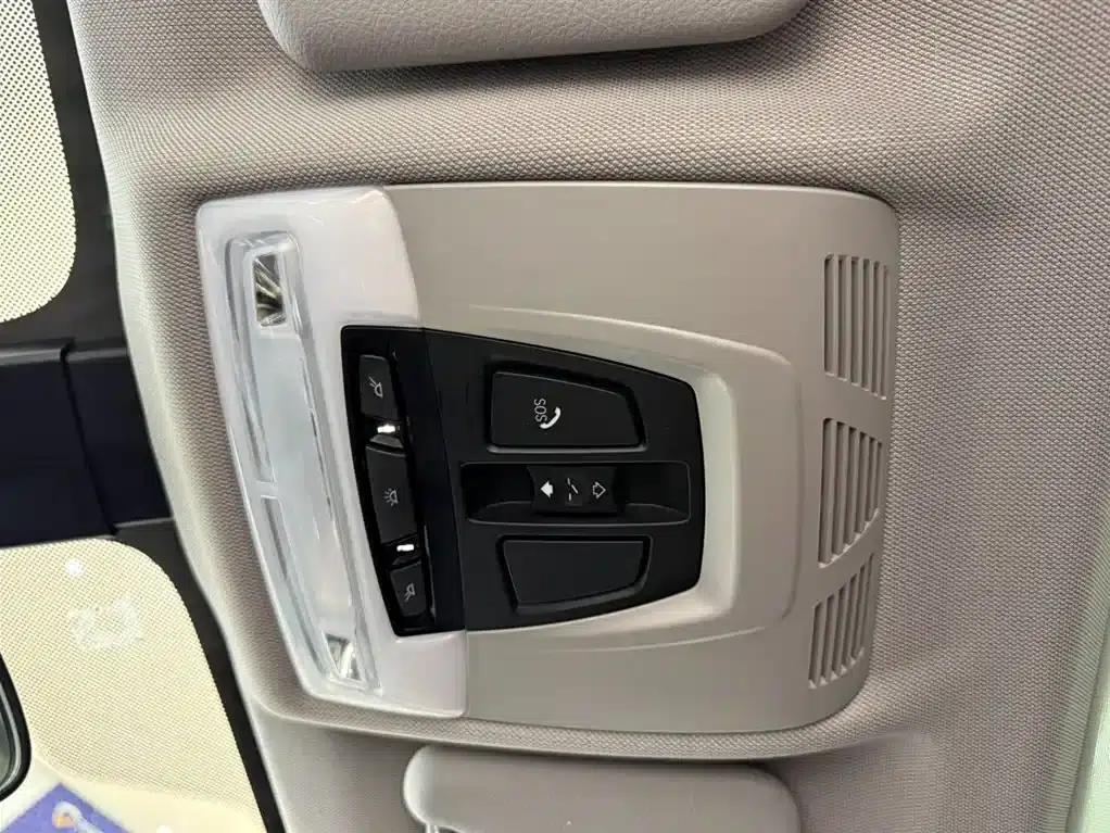 BMW X1 2022 sDrive20Li Fashion Edition — миниатюра 14