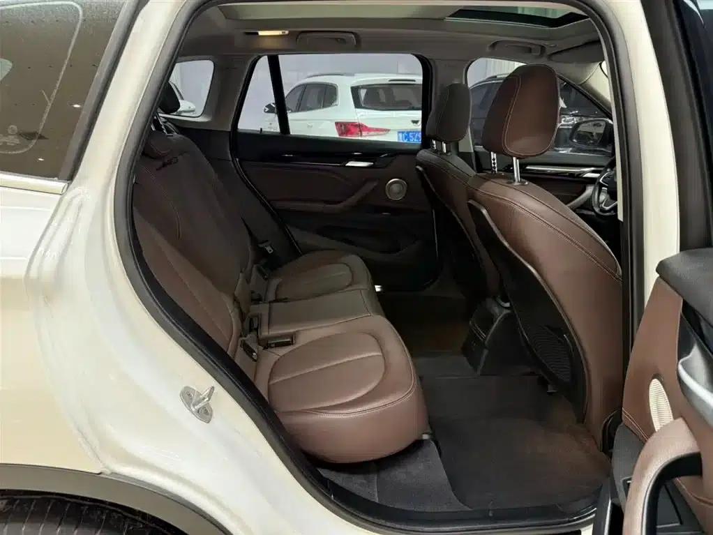 BMW X1 2022 sDrive20Li Fashion Edition — миниатюра 21