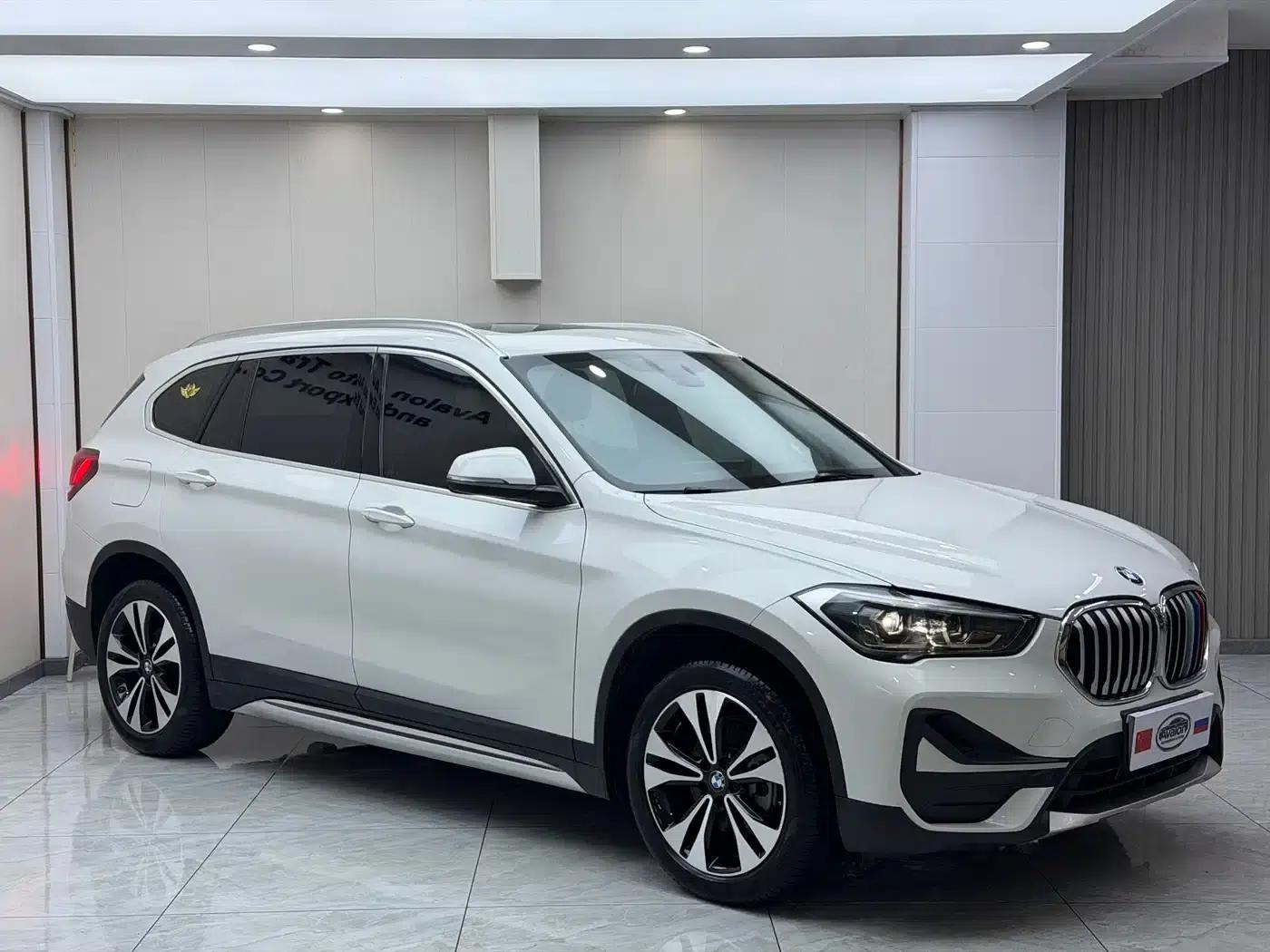 BMW X1 2022 sDrive20Li Premium — миниатюра 3
