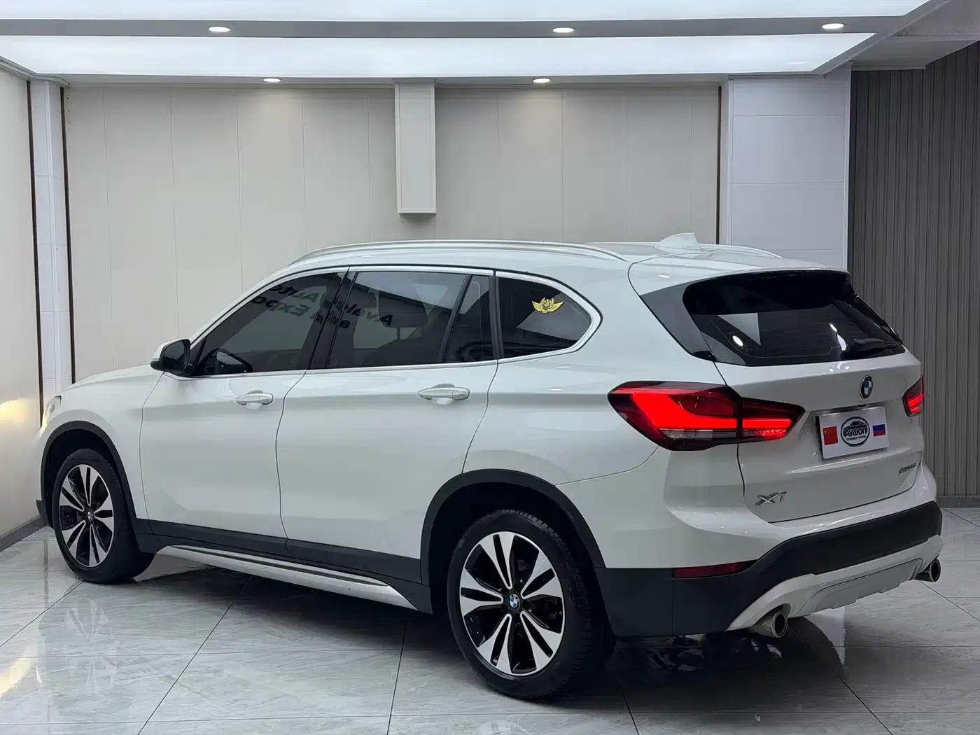 BMW X1 2022 sDrive20Li Premium — миниатюра 6