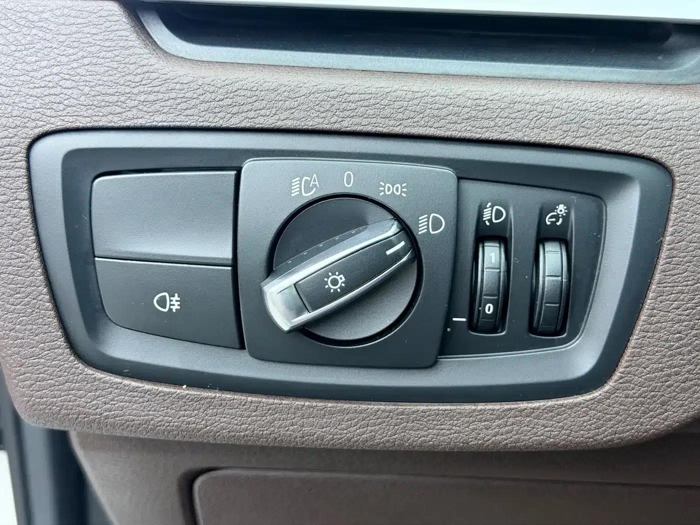 BMW X1 2022 sDrive20Li Premium — миниатюра 9