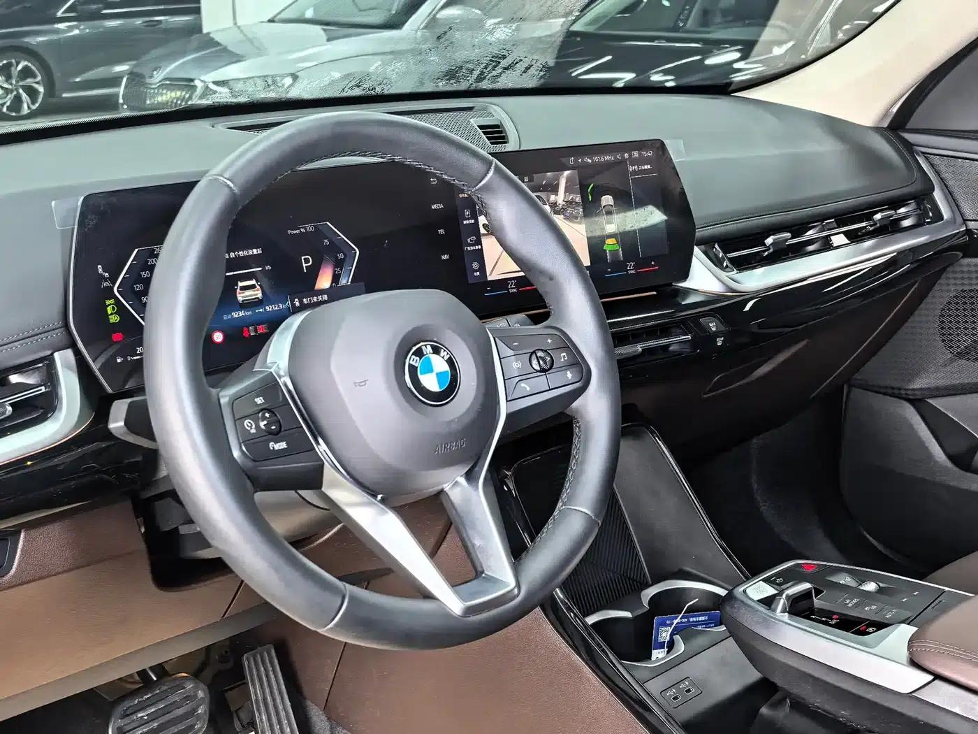 2023 BMW X1 sDrive20Li X Design Package — миниатюра 11