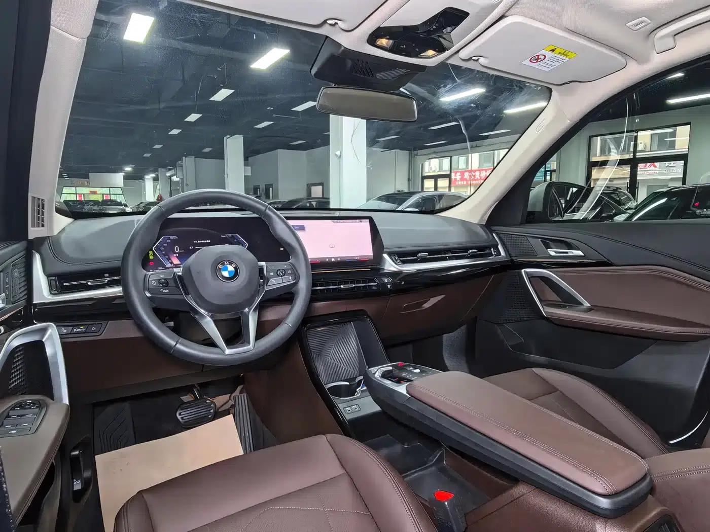 2023 BMW X1 sDrive20Li X Design Package — миниатюра 14